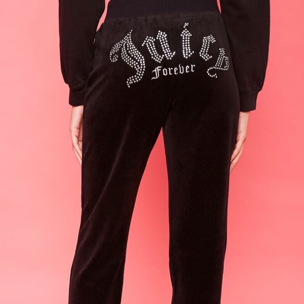 Juicy Couture X Forever 21 Black sweatpants🩷